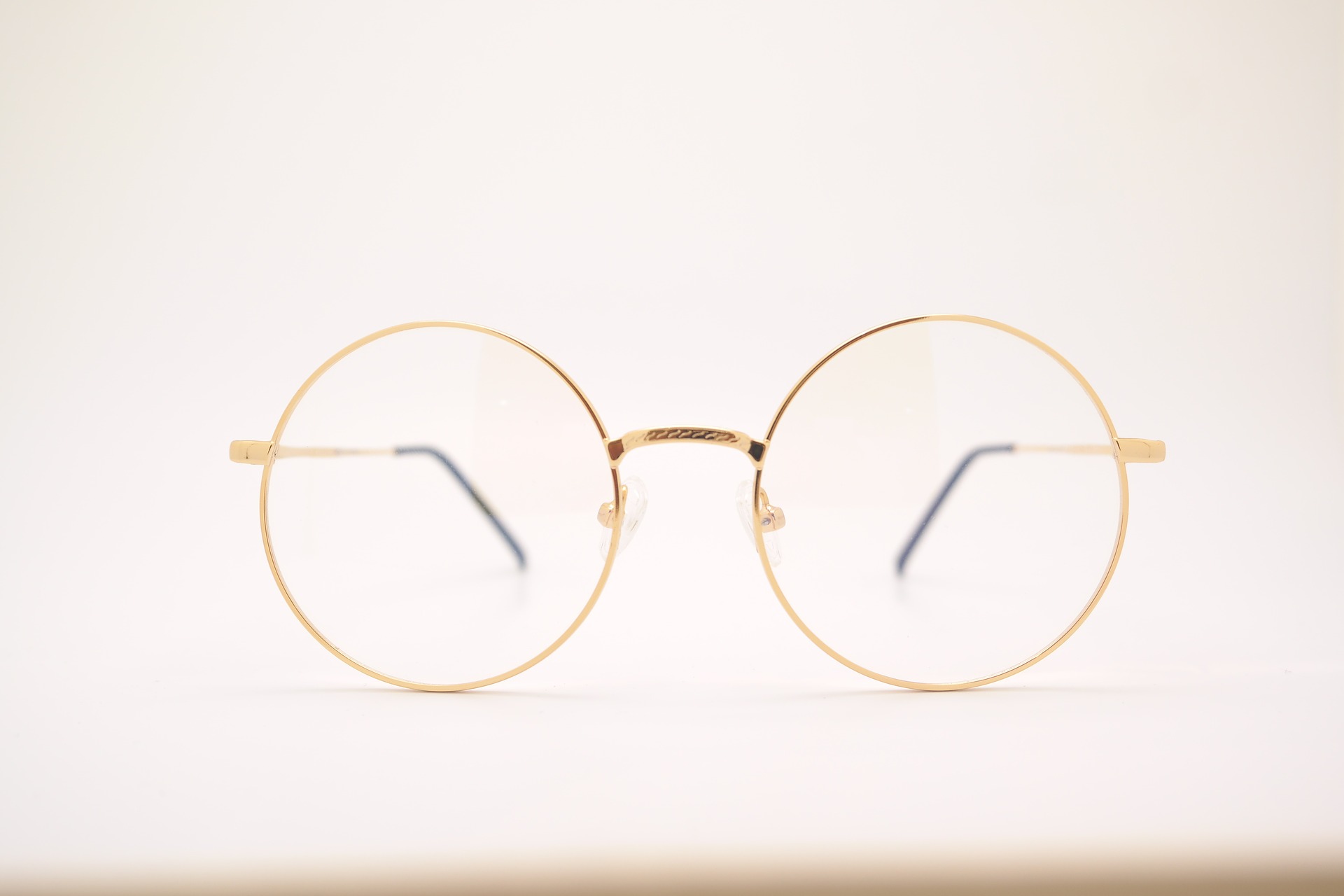Kakve naočale su pogodne za kratkovidnost, a kakve za dalekovidnost?