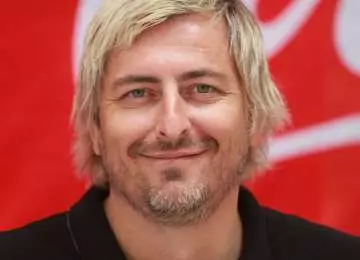 Vlado Šola, najomiljeniji hrvatski rukometni vratar, požalio se da su mu ruke prekratke!