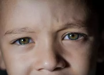 Retinoblastom: otac na fotografiji otkrio da mu sin ima rijedak oblik raka!