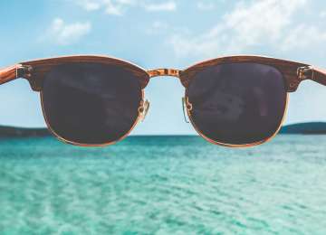 Kako prepoznati lažne sunčane naočale i sačuvati svoje oči?