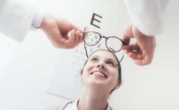 Poboljšava li nošenje naočala vid?