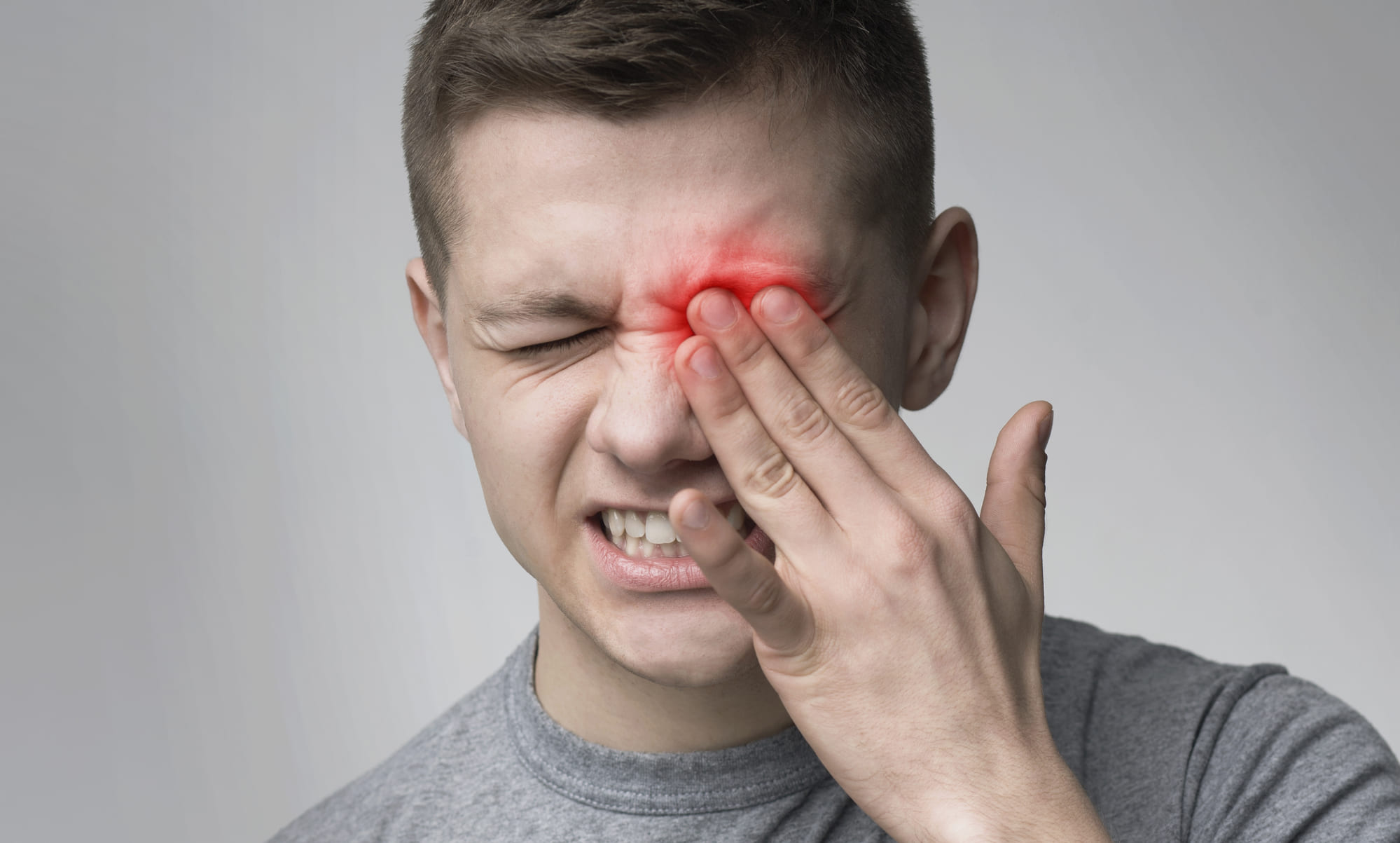 Što uzrokuje žuti iscjedak iz očiju?