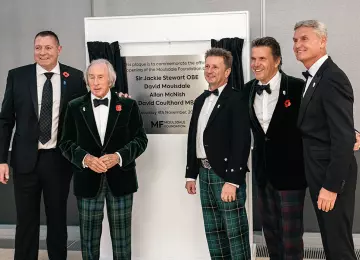 Optical Express podržao svečani bal Zaklade Moulsdale na kojem je prisustvovao i Sir Jackie Stewart, trostruki svjetski prvak Formule 1
