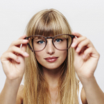https://www.dioptrija.hr/zdravlje/zasto-boje-izgledaju-drugacije-kad-skinete-naocale