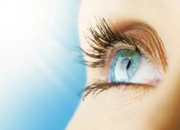 Žućkasta svjetlost pred očima - bezazlen simptom ili upozorenje na gubitak vida?