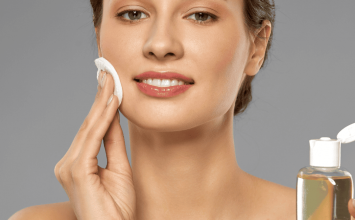 Kako usporiti starenje kože? Predlažemo jednostavnu rutinu s 3 dostupna proizvoda