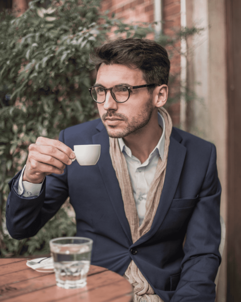 Utjecaj kave i alkohola na vid izpijanje kave ujutro