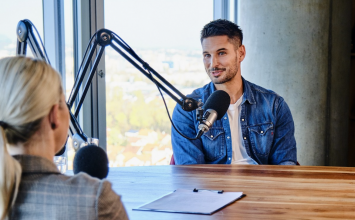 Saznajemo "Iz prve ruke": Jesu li kontaktne leće bolje od naočala?