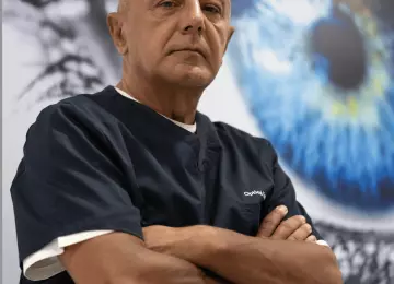 Lasersko skidanje astigmatizma: Sigurno, brzo i trajno rješenje