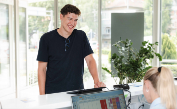 Bez naočala i leća na rukometnom parketu: kako je Luka Lovre Klarica riješio dioptriju prije Europskog prvenstva