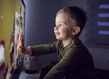 Djeca i ekrani: kada je vrijeme za zabrinutost, a kada nije