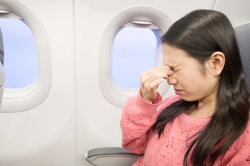 Suhe oci u avionu