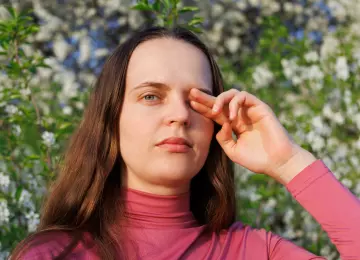 Crveno oko na godišnjem odmoru: kada čekati, a kada odmah potražiti liječnika?