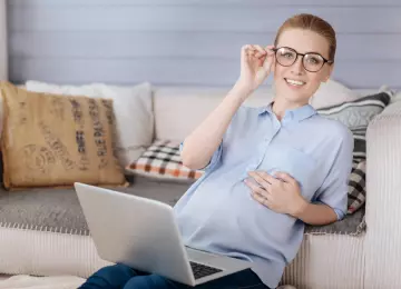 Kako hormoni utječu na vid u trudnoći, dojenju i tijekom ciklusa?