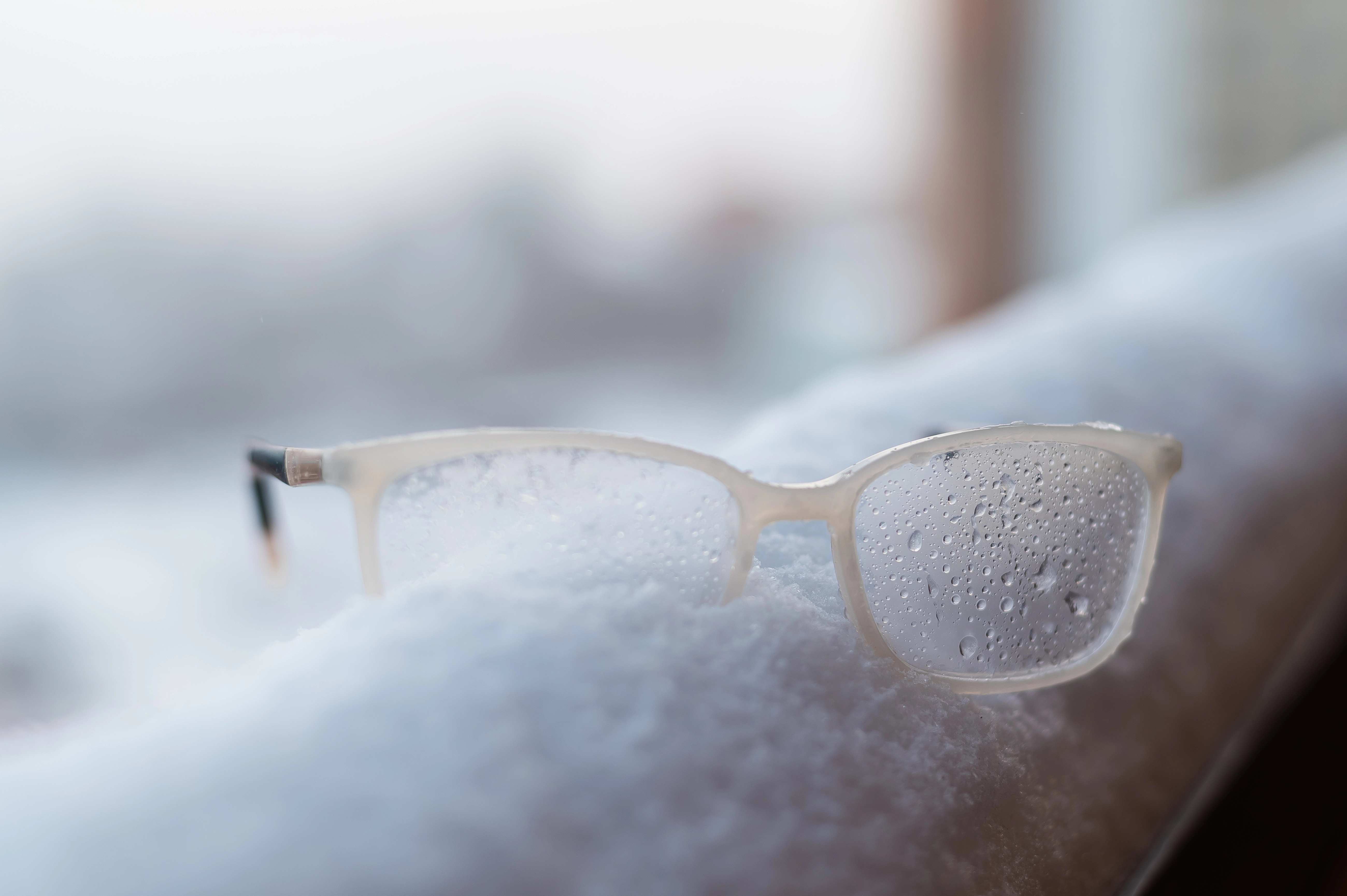 Mogu li hladnoća i nagle promjene temperature oštetiti vaše naočale?