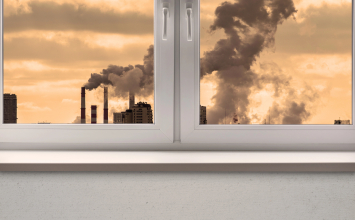 Onečišćen zrak i oči: zašto smog i dim uzrokuju peckanje?